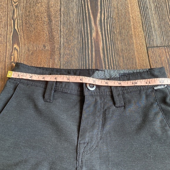 Bundle & Save‎ Volcom Hybrid Boys Shorts Walk Shorts Casual Comfort Size 24'' - Picture 7 of 8